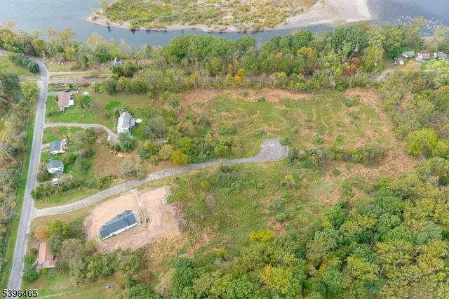 $789,900 | 2 Highlands Way, Phillipsburg, NJ 08865