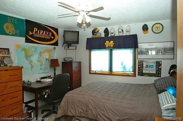 3570 Byron Road Howell, MI 48855 - Photo 10 of 17 Bed3.jpg
