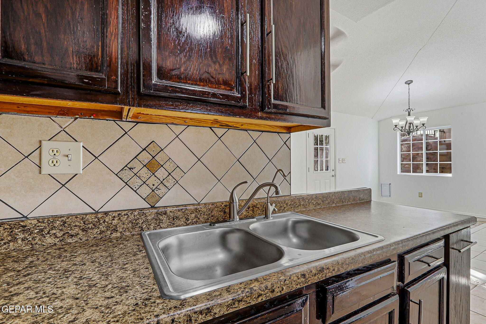 5421 Gate Ridge Circle El Paso, TX 79932 - Photo 20 of 43 20-web-or-mls-IMG_3525