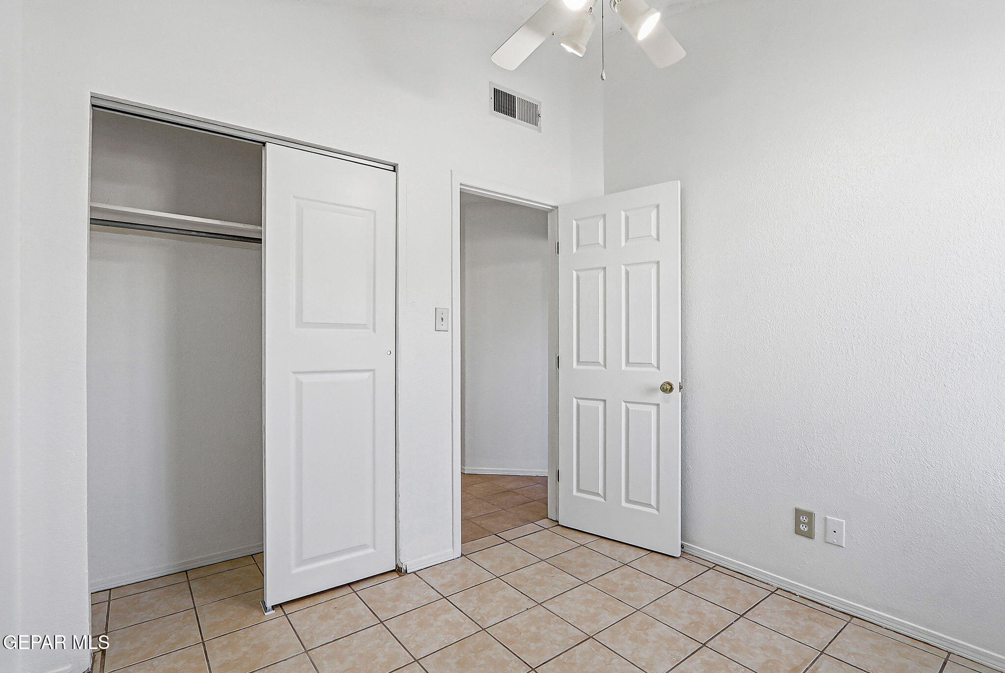 5421 Gate Ridge Circle El Paso, TX 79932 - Photo 27 of 43 28-web-or-mls-IMG_3567