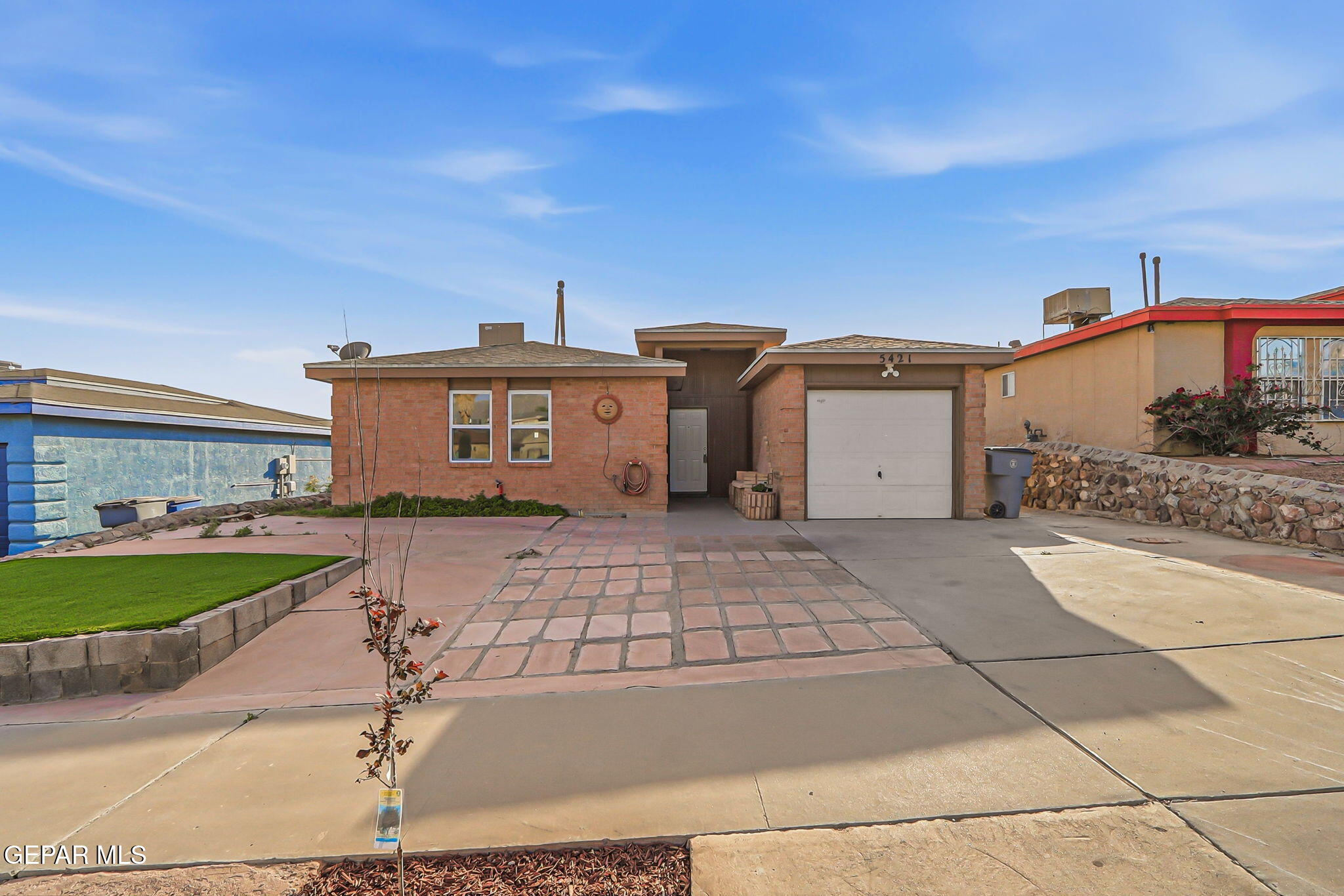 5421 Gate Ridge Circle El Paso, TX 79932 - Photo 3 of 43 3-web-or-mls-IMG_3435
