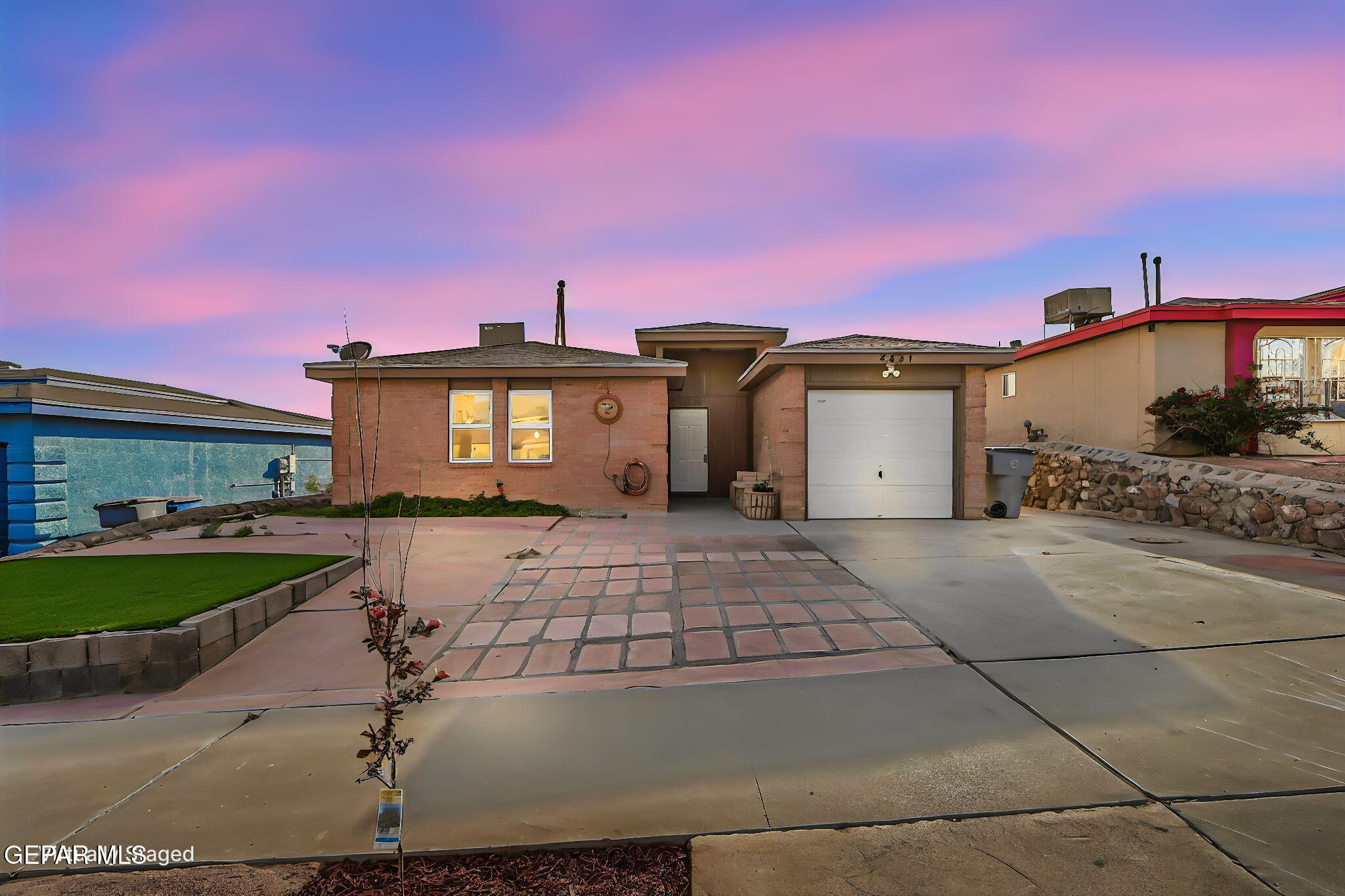 5421 Gate Ridge Circle El Paso, TX 79932 - Photo 4 of 43 4-web-or-mls-IMG_3435 day to dusk
