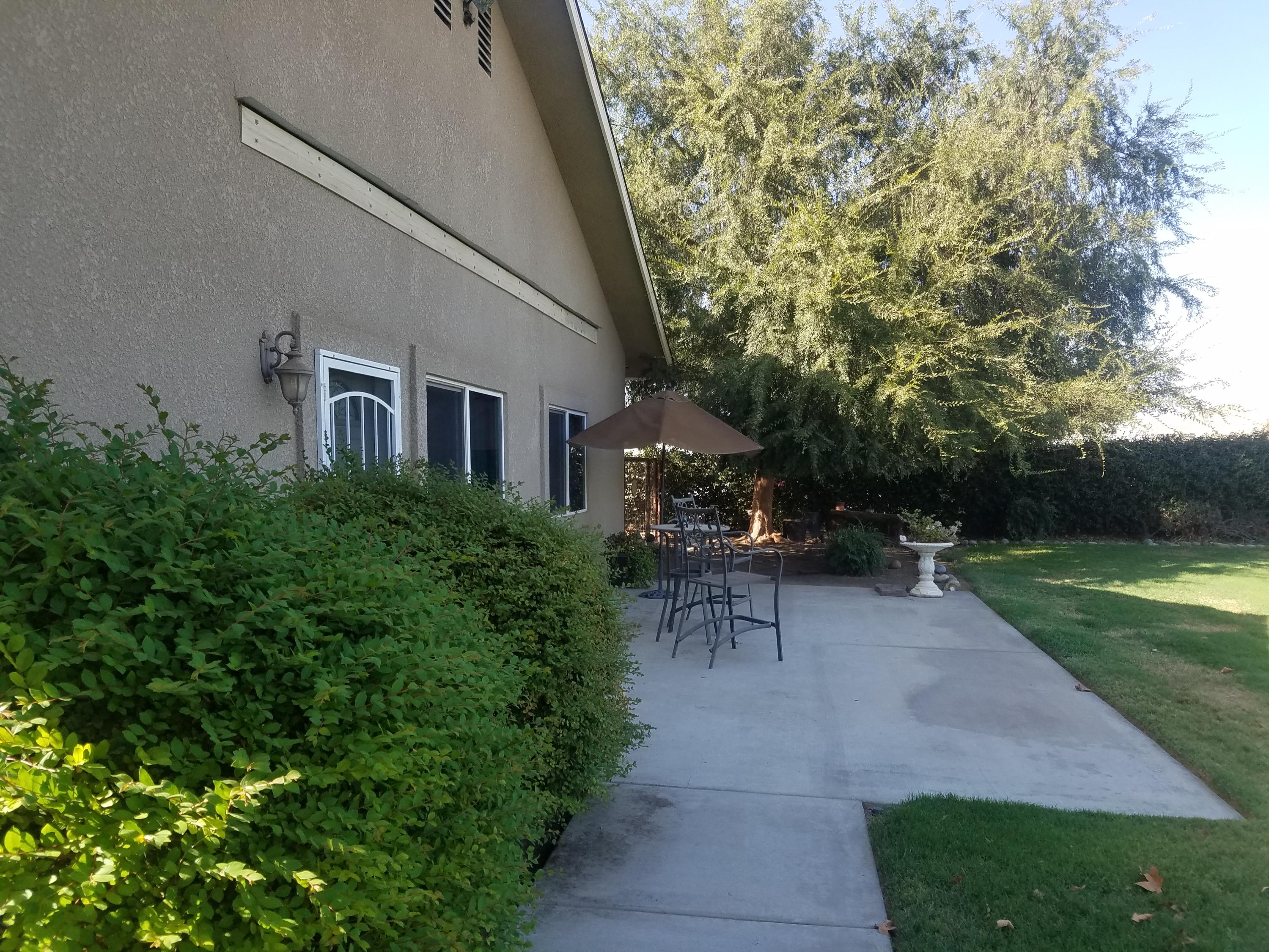 22223 Carson Avenue Exeter, CA 93221 - Photo 52 of 61 Mother in law unit entrance