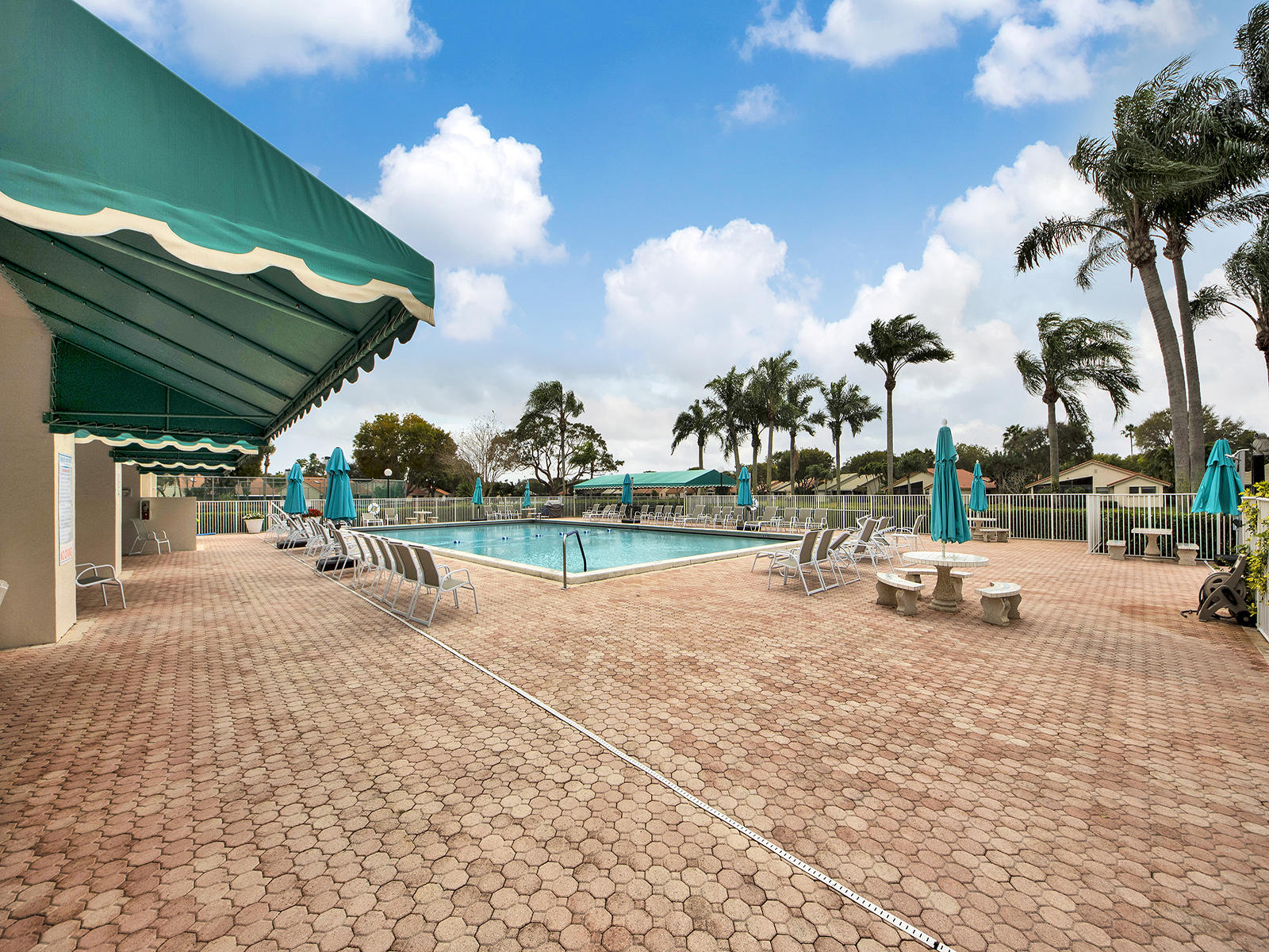 4551 Ketch Court Boynton Beach, FL 33436 - Photo 27 of 31 Pool view