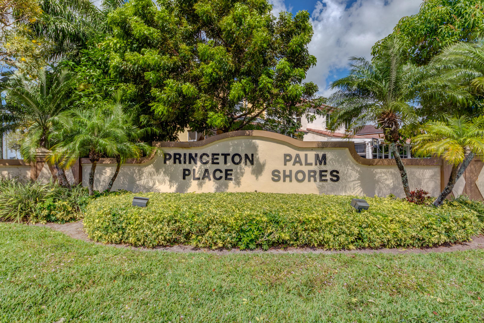 4551 Ketch Court Boynton Beach, FL 33436 - Photo 31 of 31 Gateway Blvd entrance