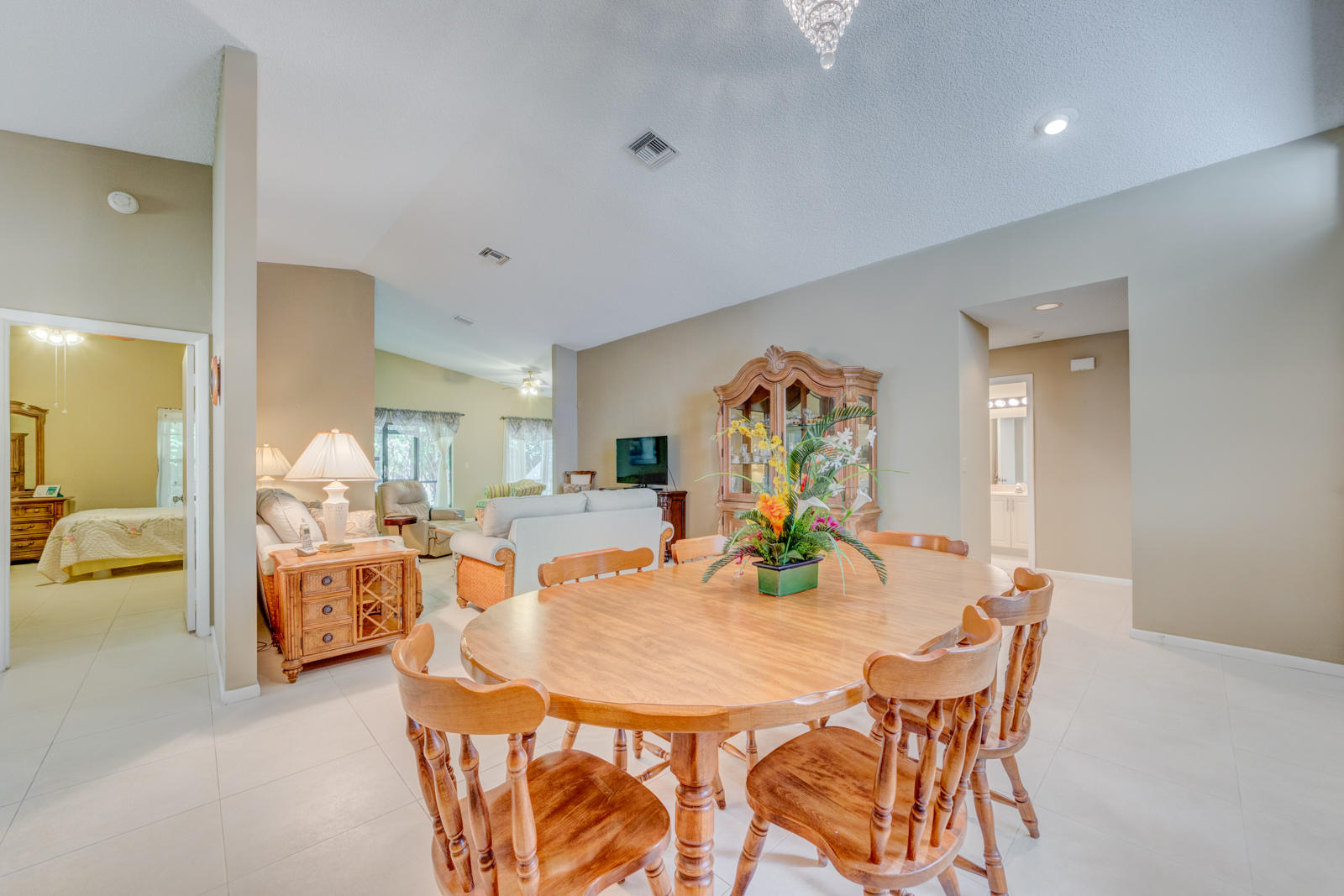 4551 Ketch Court Boynton Beach, FL 33436 - Photo 7 of 31 Living/dining