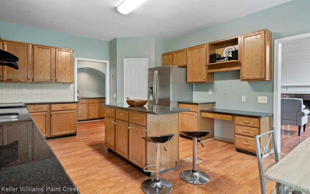 1704 Devonwood Drive Rochester Hills, MI 48306 - Photo 12 of 38