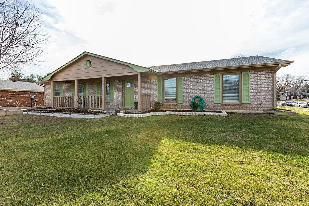 644 Squires Road Lexington, KY 40515 - Photo 1 of 34 Photo 1