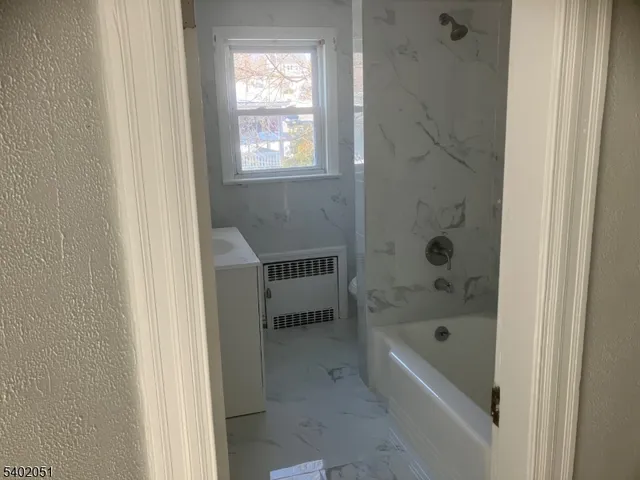 $1,895 | 20 Ryerson Avenue, Unit 2, Newton, NJ 07860