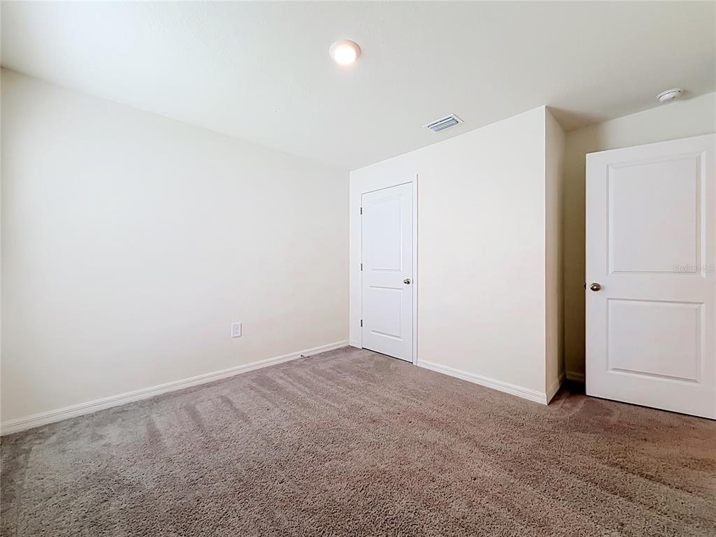 6698 Southeast 3rd Loop Ocala, FL 34472 - Photo 13 of 43