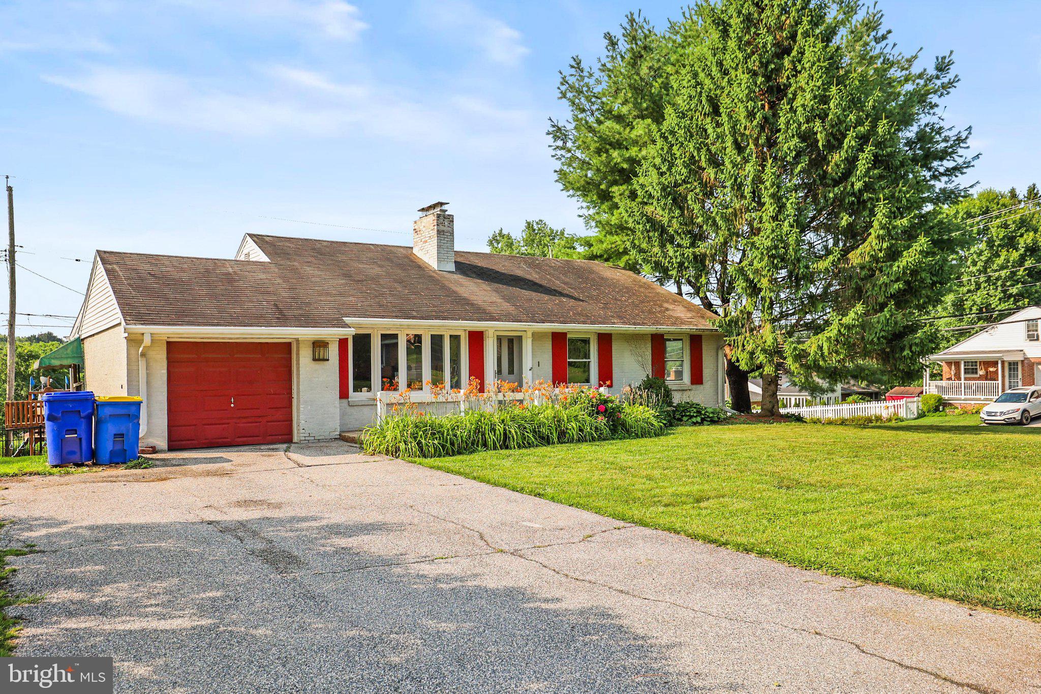 804 Glendale Road York, PA 17403 - Photo 2 of 51 Gallery Image 2