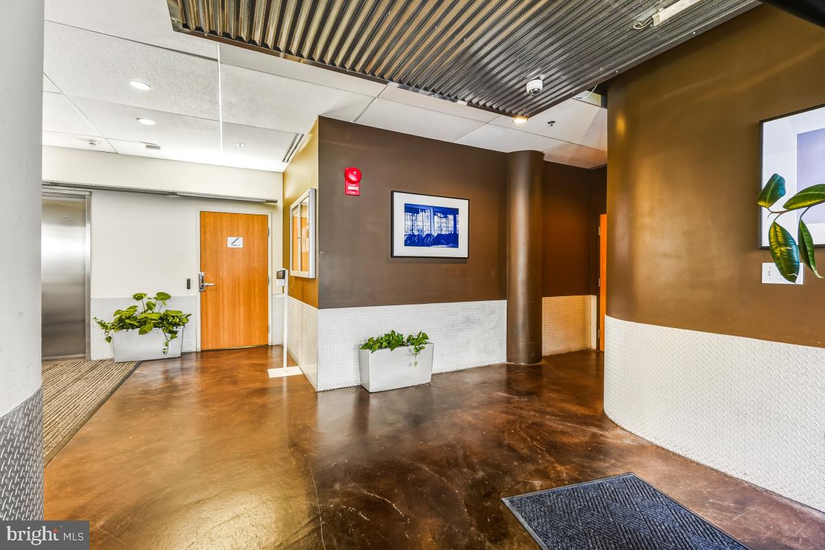 1700 Kalorama Road Northwest, Unit 407 Washington, DC 20009 - Photo 29 of 30 a view of an entryway