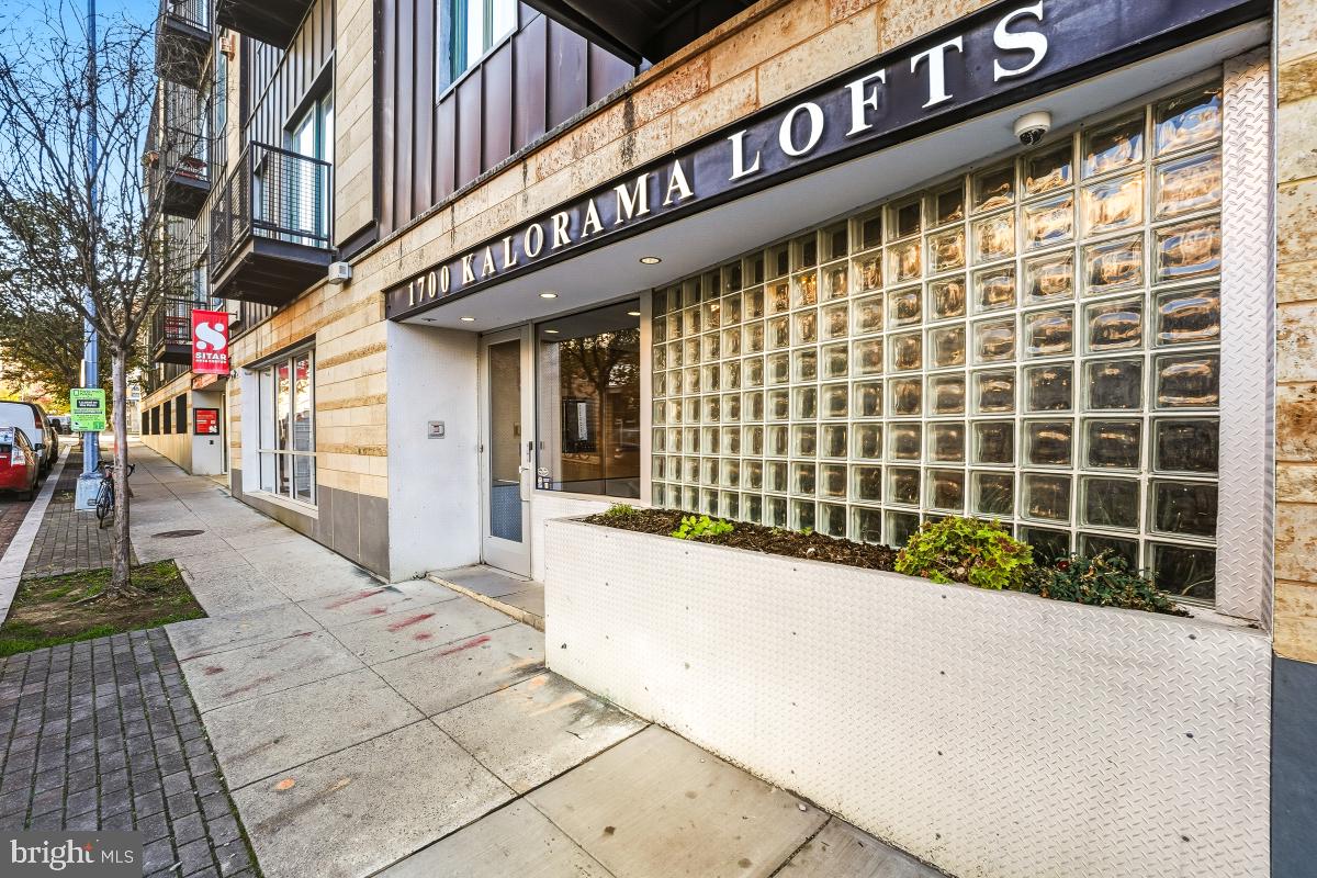 1700 Kalorama Road Northwest, Unit 407 Washington, DC 20009 - Photo 30 of 30 a front view of a building