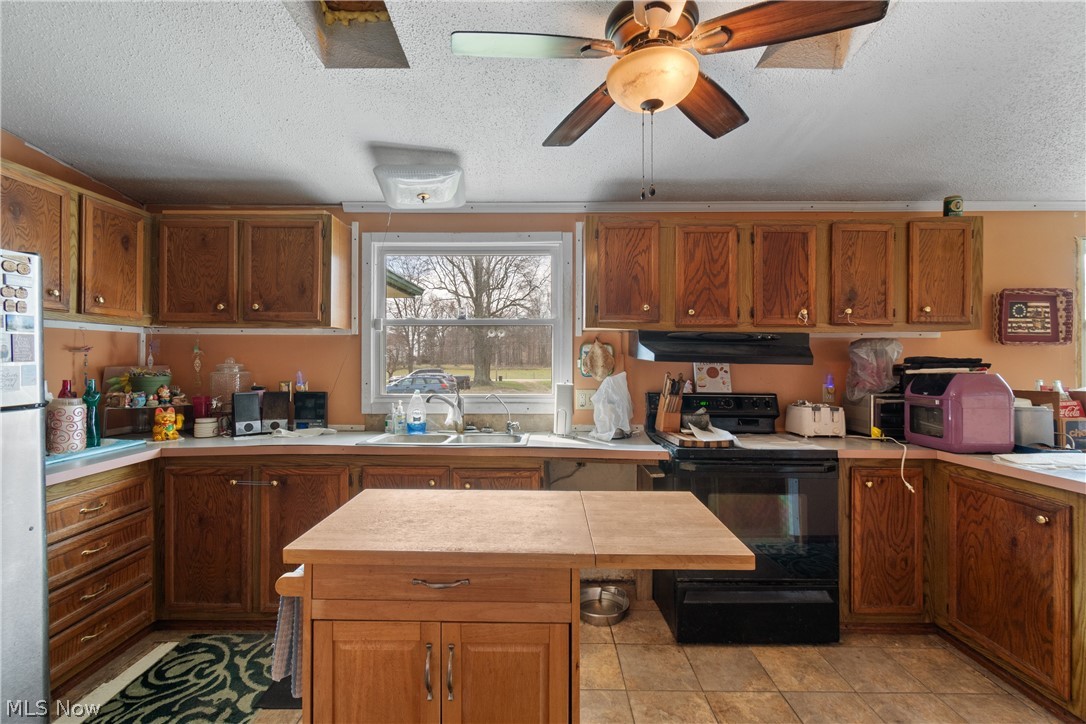 418 Fox Lake Road Wooster, OH 44691 - Photo 9 of 29 Gallery Image 9