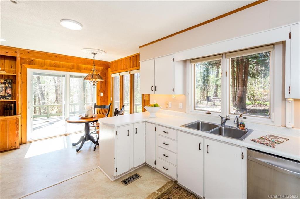 76 Forest Road Asheville, NC 28803 - Photo 15 of 35 Gallery Image 15