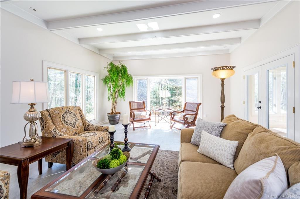 76 Forest Road Asheville, NC 28803 - Photo 8 of 35 Gallery Image 8