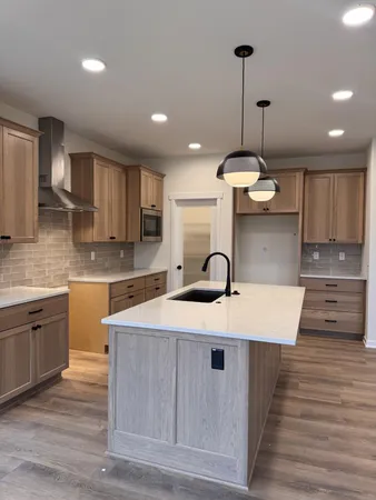 $639,900 | W149-n11976 W149-n11976 Red Holly Drive, Germantown, WI 53022