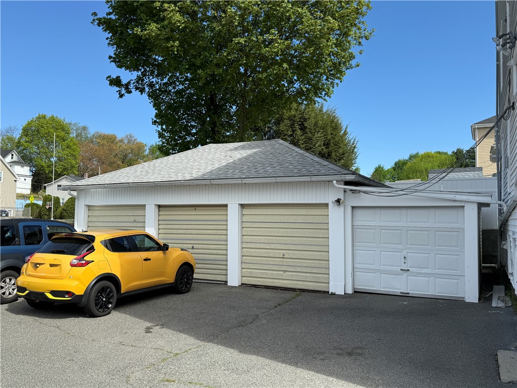 18 Winthrop Street Woonsocket, RI 02895 - Photo 3 of 5