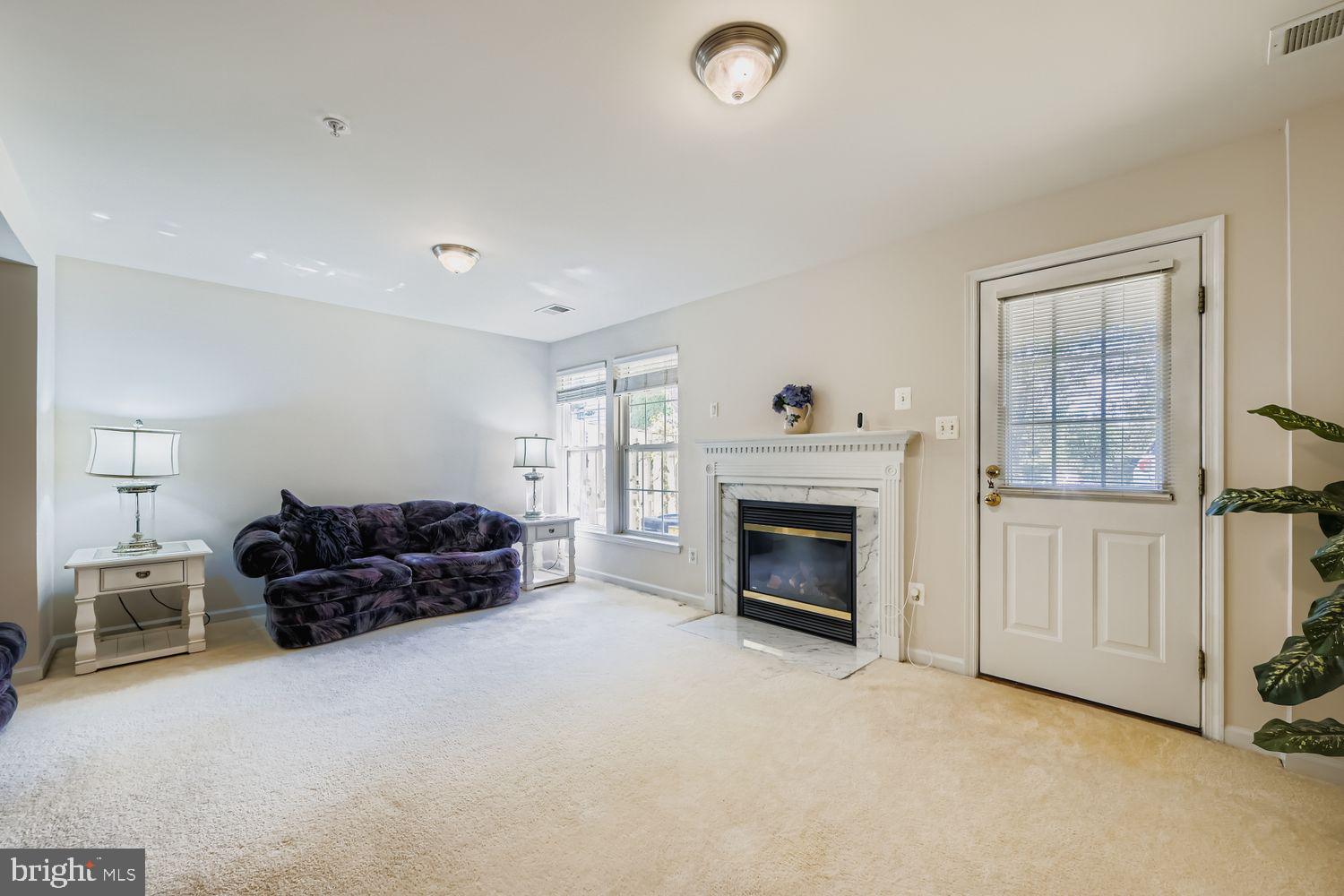 13304 Rising Sun Lane Germantown, MD 20874 - Photo 7 of 33 Gallery Image 7