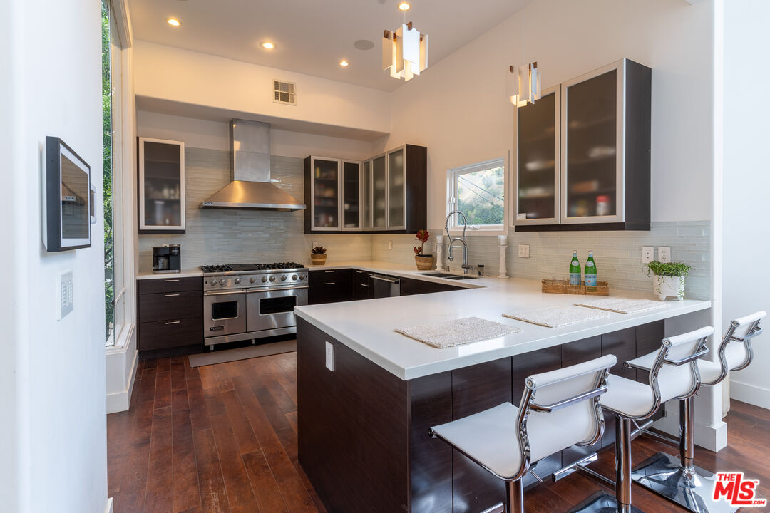 1857 North Beverly Drive Beverly Hills, CA 90210 - Photo 6 of 34