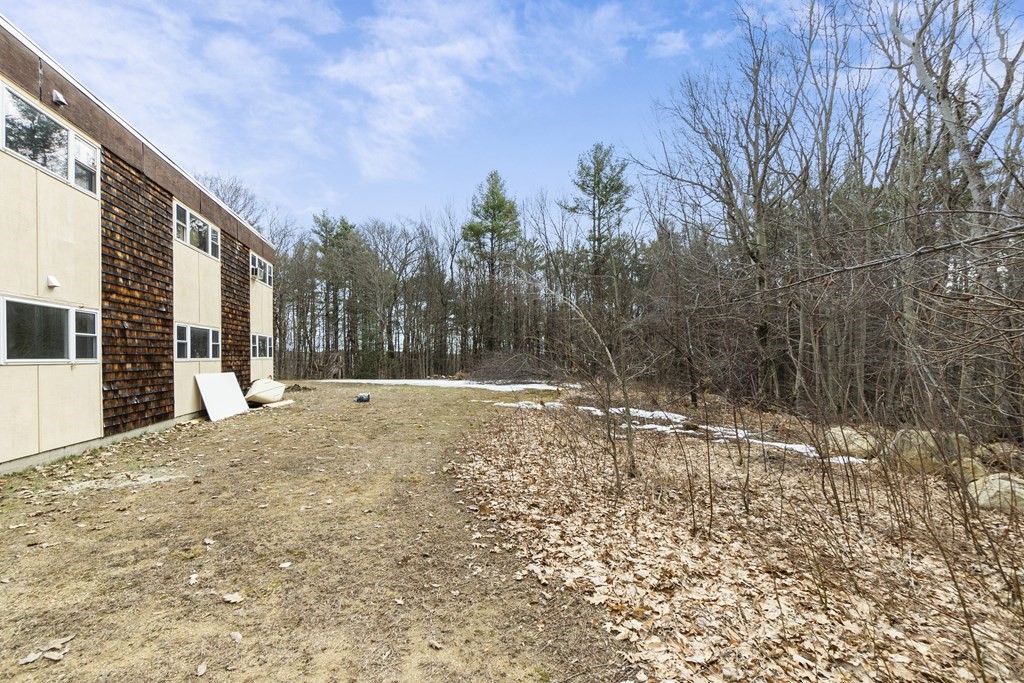 44 Morgan Road Hubbardston, MA 01452 - Photo 5 of 31 Gallery Image 5