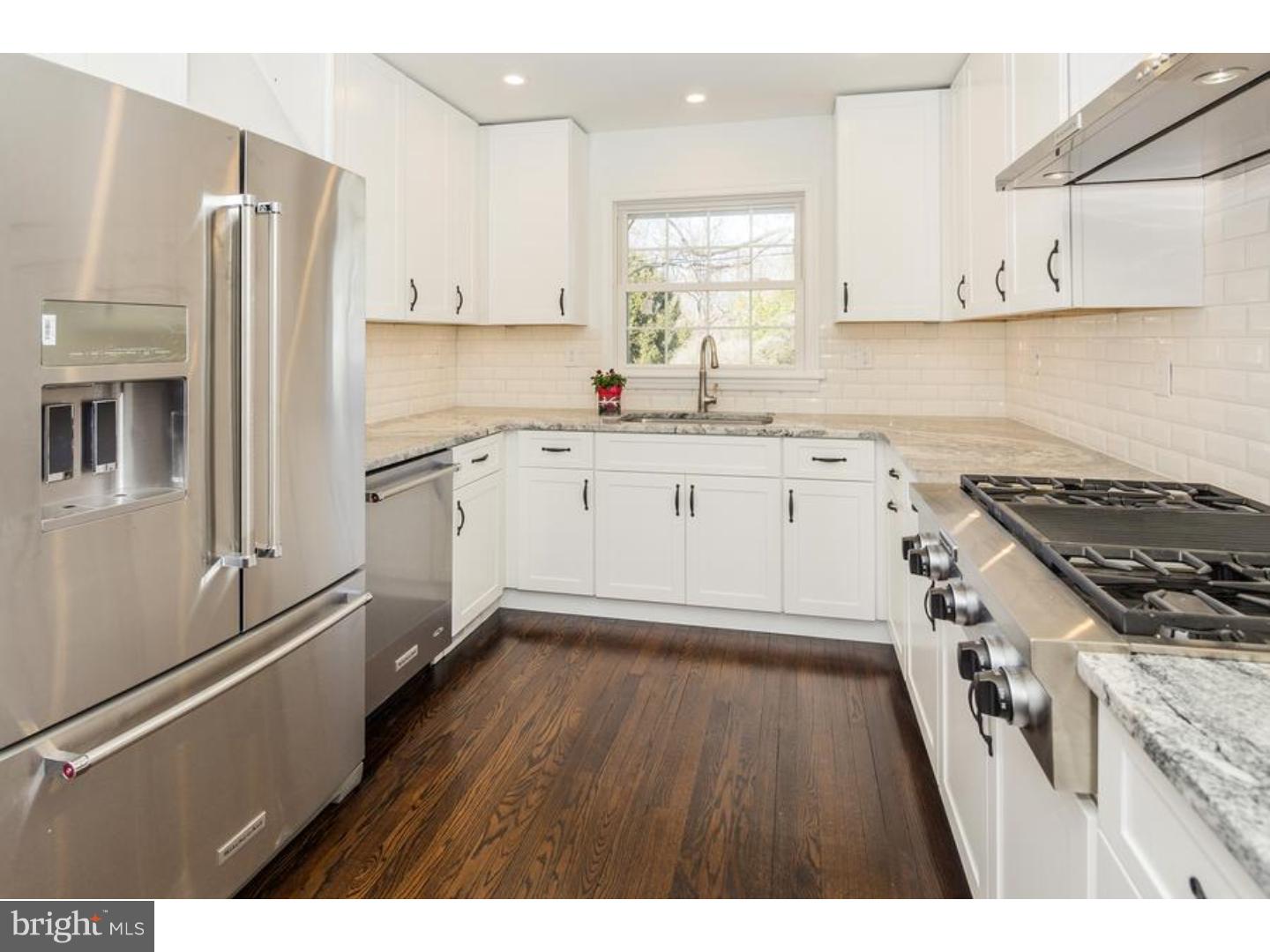 132 King George Road Pennington, NJ 08534 - Photo 4 of 25