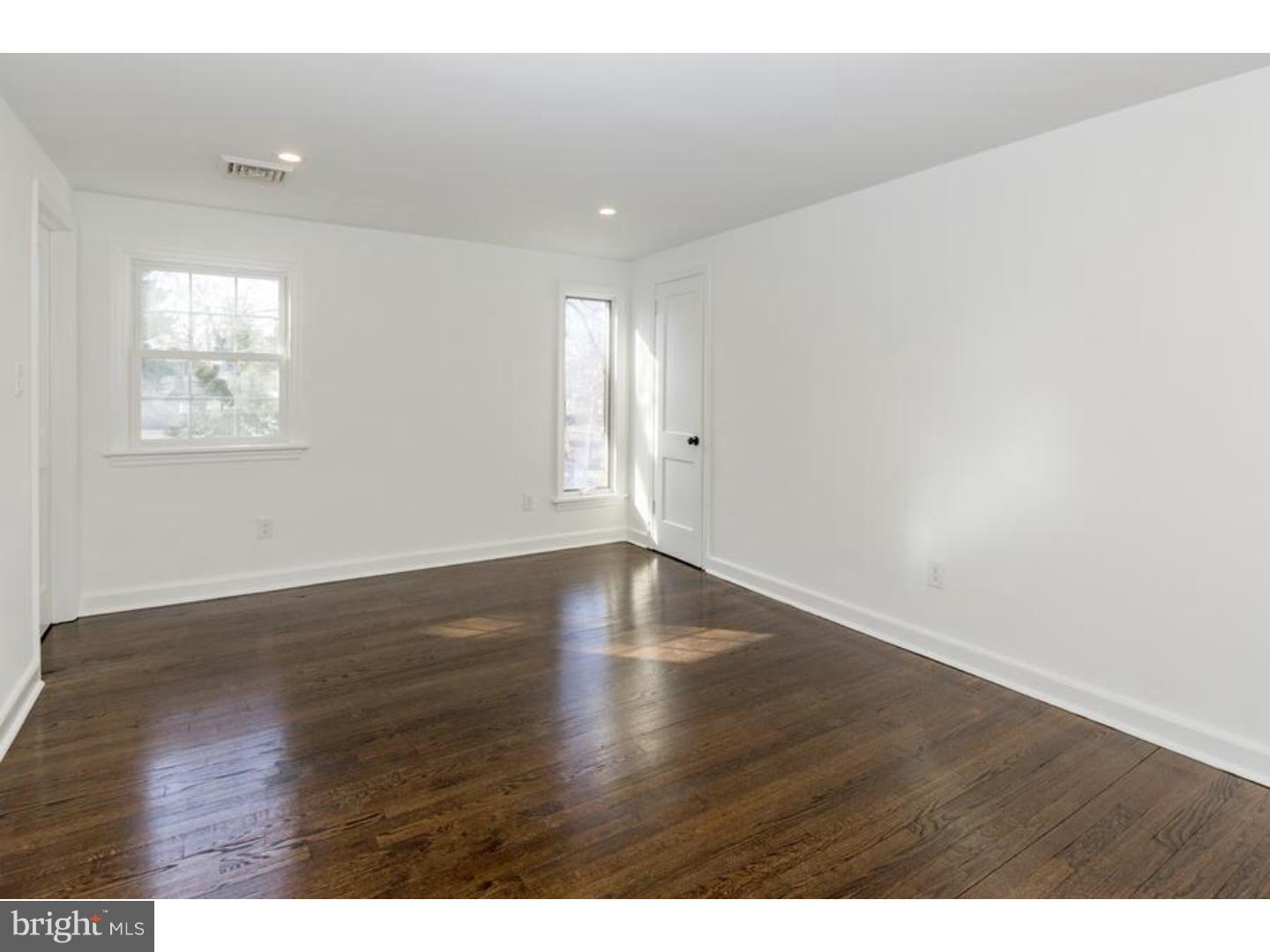 132 King George Road Pennington, NJ 08534 - Photo 10 of 25
