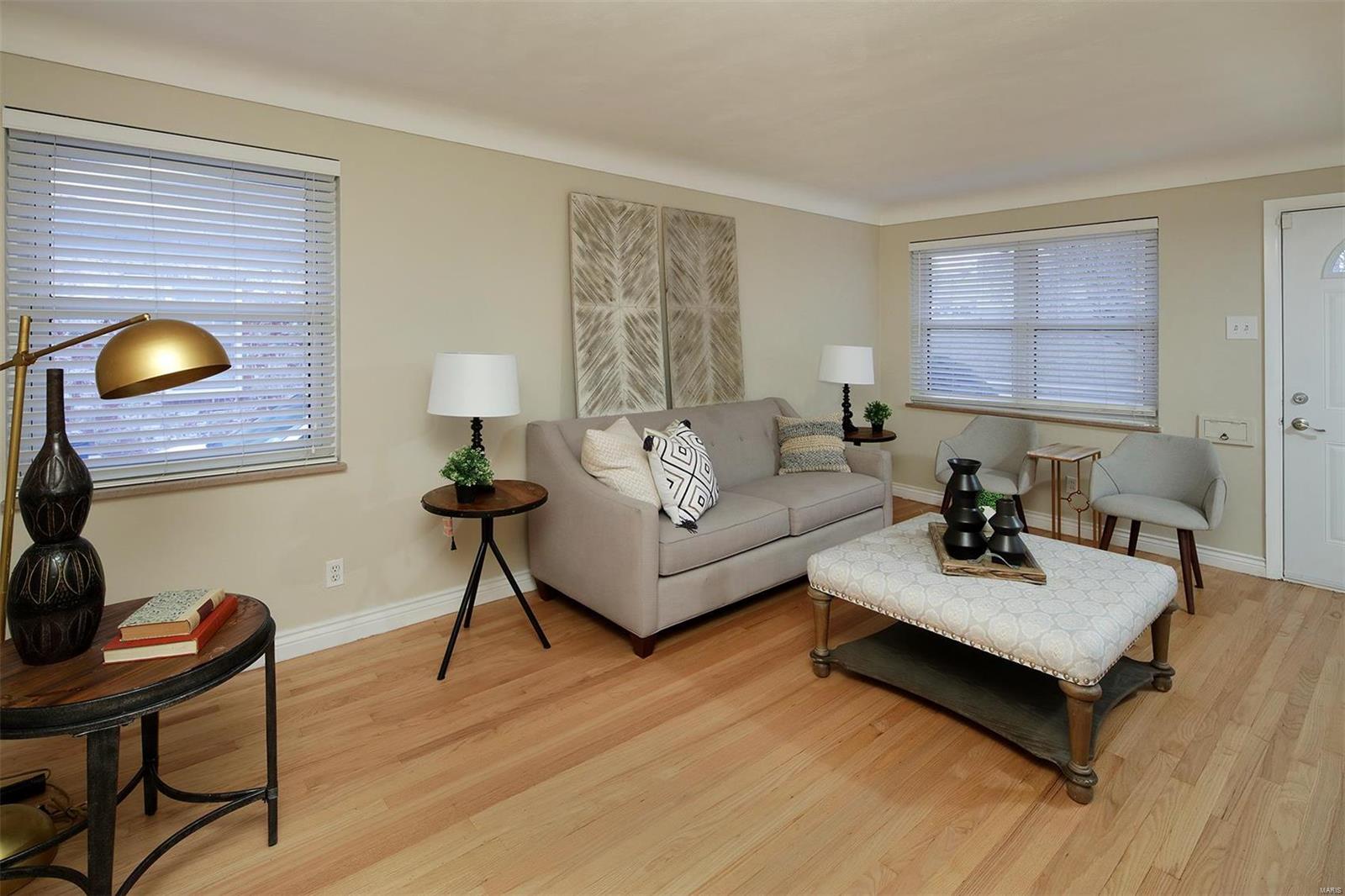 9248 Litzsinger Road St. Louis, MO 63144 - Photo 3 of 12 Gallery Image 3