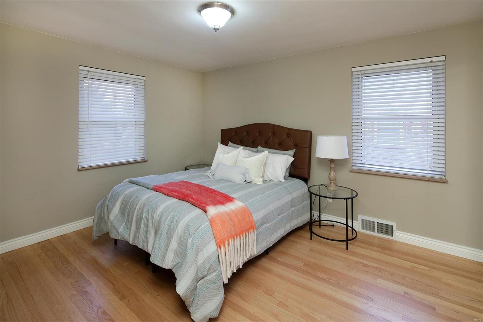 9248 Litzsinger Road St. Louis, MO 63144 - Photo 9 of 12 Gallery Image 9