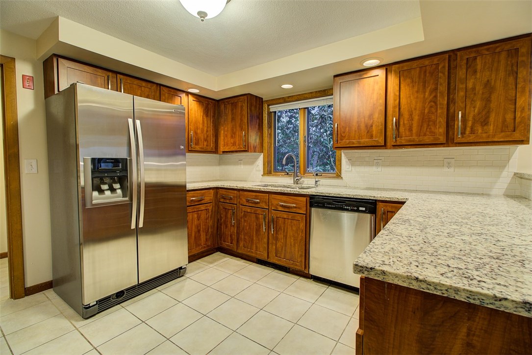 1450 S Road East Greenwich, RI 02818 - Photo 16 of 36 Gallery Image 16
