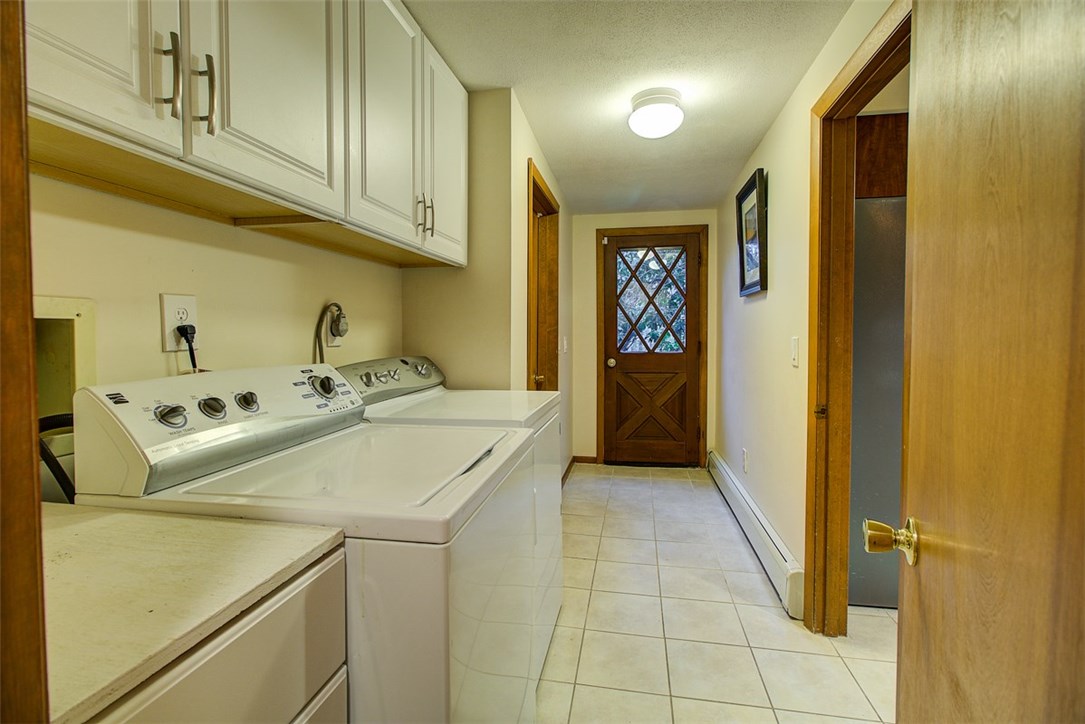 1450 S Road East Greenwich, RI 02818 - Photo 21 of 36 Gallery Image 21