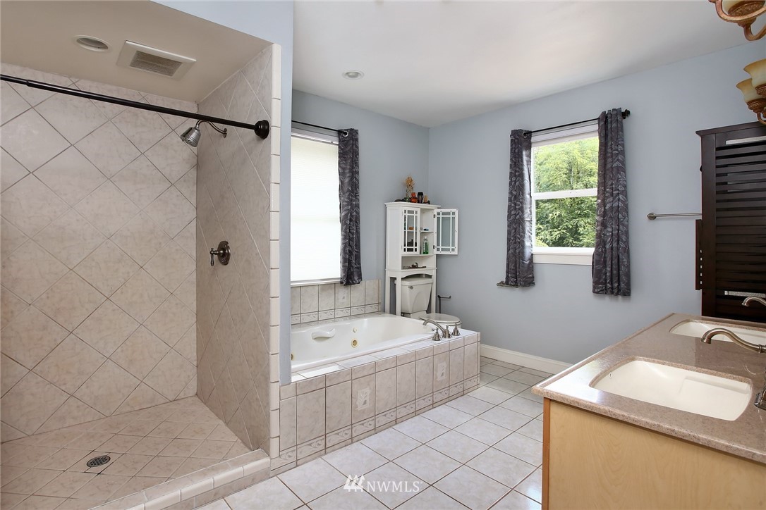 7760 Casey Road Deming, WA 98244 - Photo 14 of 25 Gallery Image 14