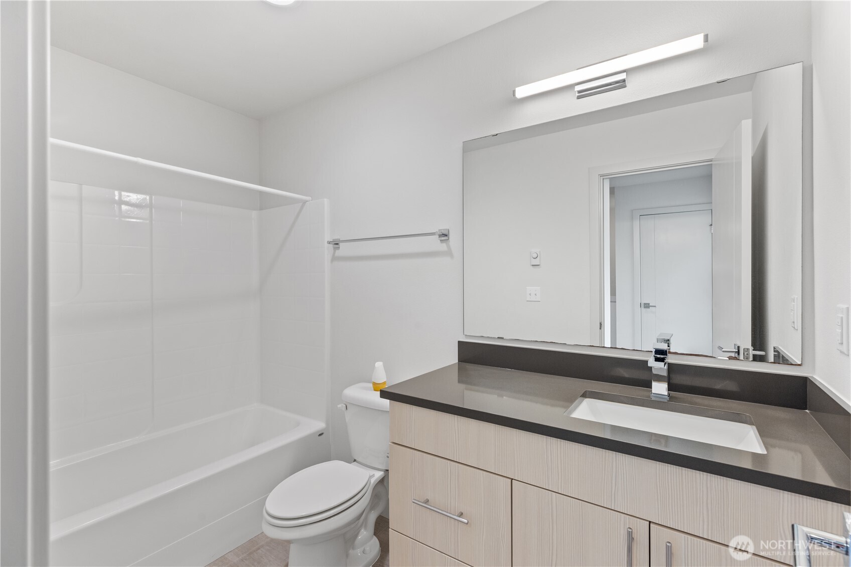 17905 35th Avenue Southeast, Unit B4 Bothell, WA 98012 - Photo 18 of 28