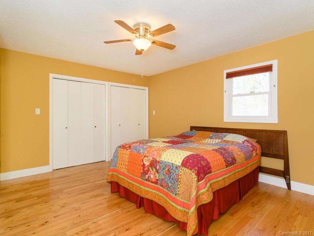 471 Windsor Road Asheville, NC 28804 - Photo 11 of 24 Gallery Image 11