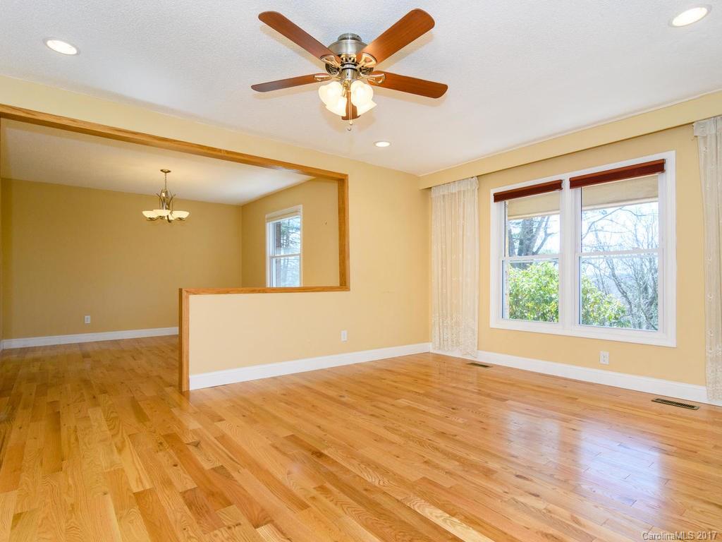 471 Windsor Road Asheville, NC 28804 - Photo 3 of 24 Gallery Image 3