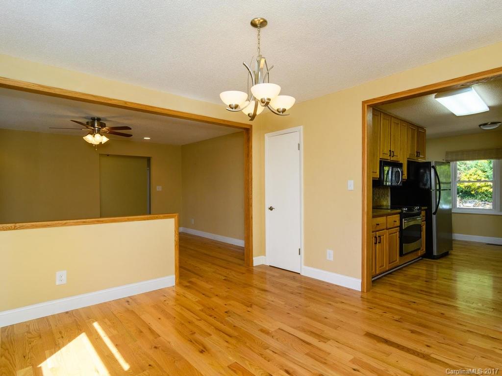 471 Windsor Road Asheville, NC 28804 - Photo 5 of 24 Gallery Image 5