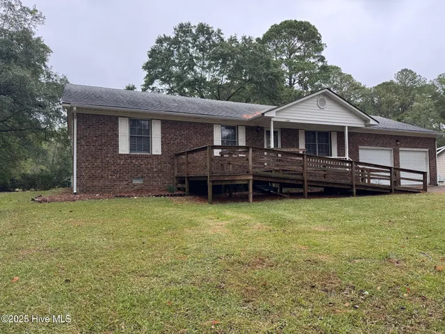 $215,000 | 135 Tucker Lane, Washington, NC 27889