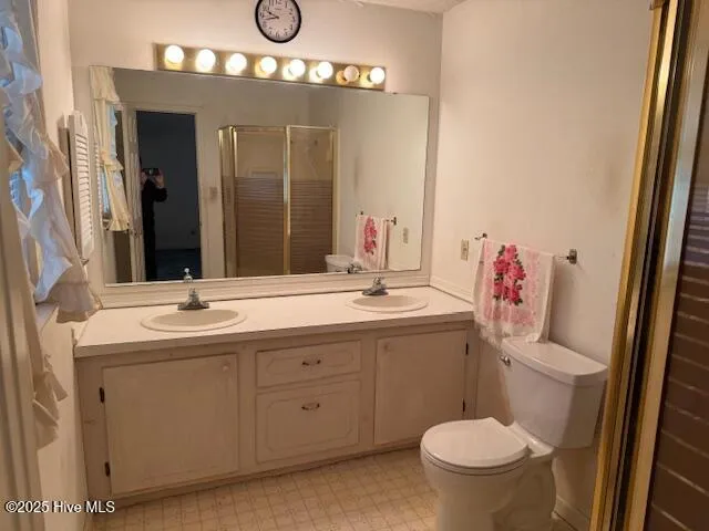 $215,000 | 135 Tucker Lane, Washington, NC 27889