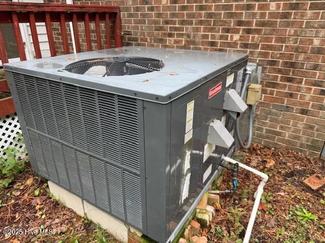 $215,000 | 135 Tucker Lane, Washington, NC 27889