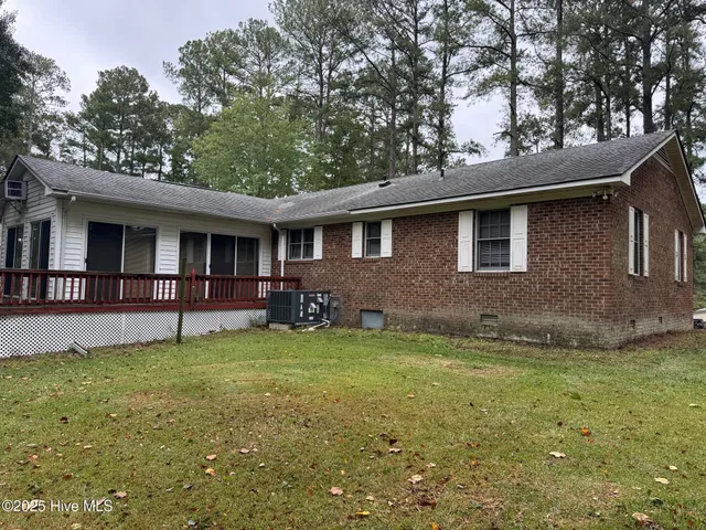 $215,000 | 135 Tucker Lane, Washington, NC 27889