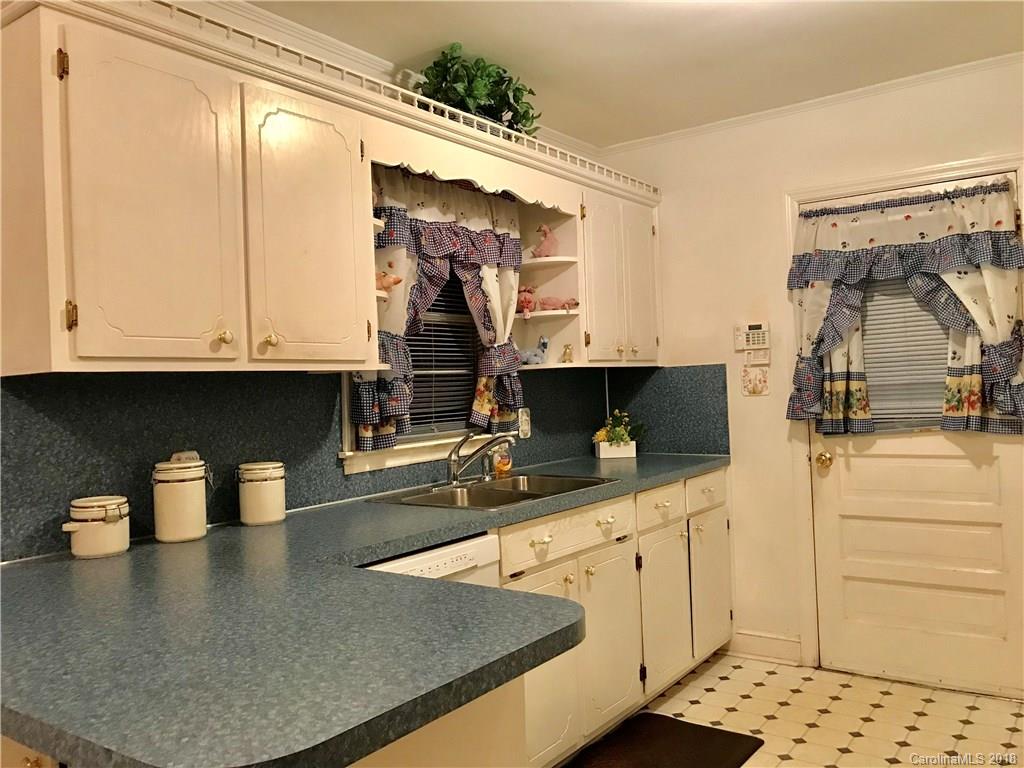 1232 Memorial Park Road Lancaster, SC 29720 - Photo 4 of 26