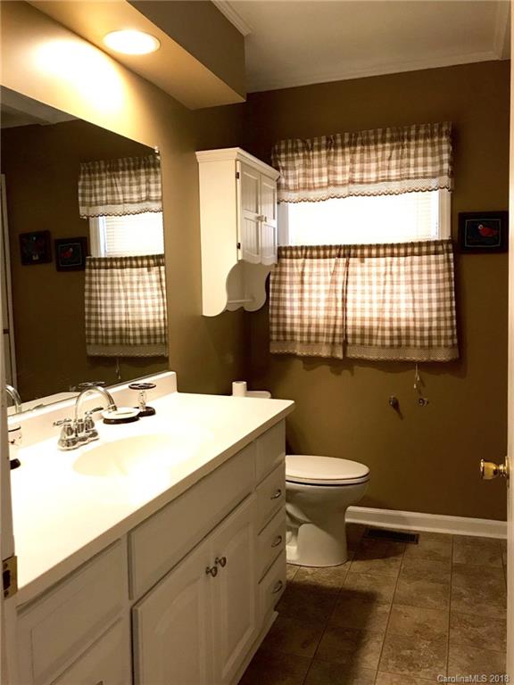 1232 Memorial Park Road Lancaster, SC 29720 - Photo 6 of 26