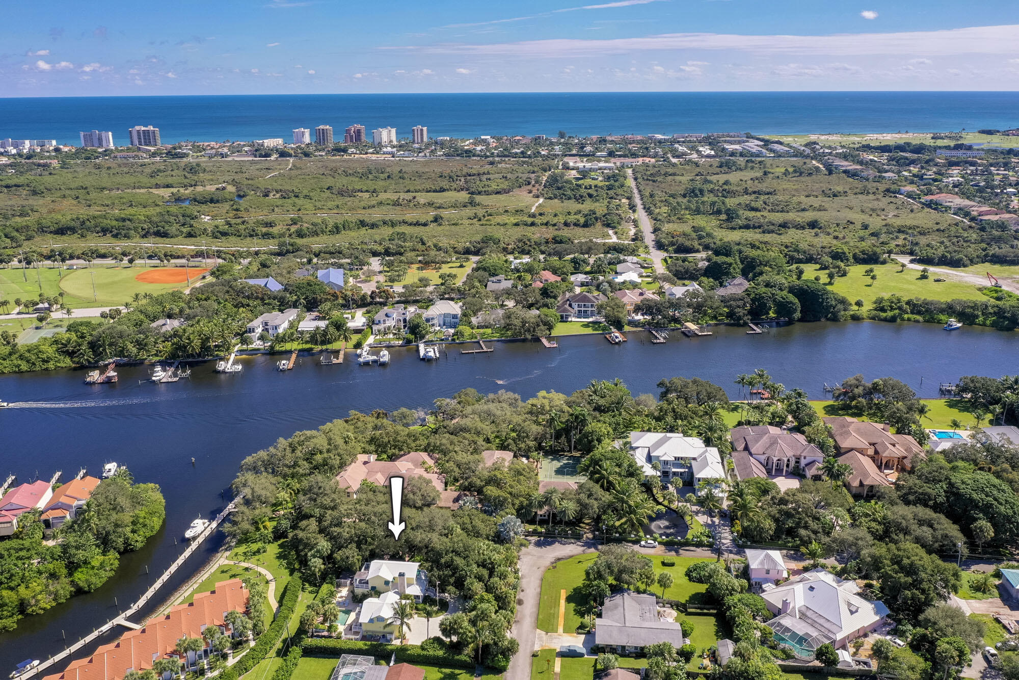 2267 Windsor Road Palm Beach Gardens, FL 33410 - Photo 2 of 45 a view of a city