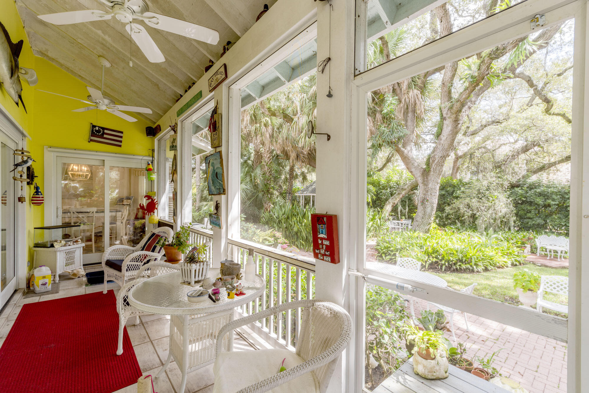 2267 Windsor Road Palm Beach Gardens, FL 33410 - Photo 6 of 45 a outdoor living with furniture