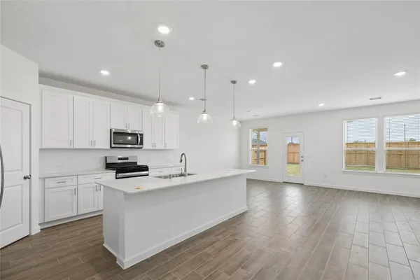 $2,750 | 6206 Bayou Birch Lane, Baytown, TX 77521