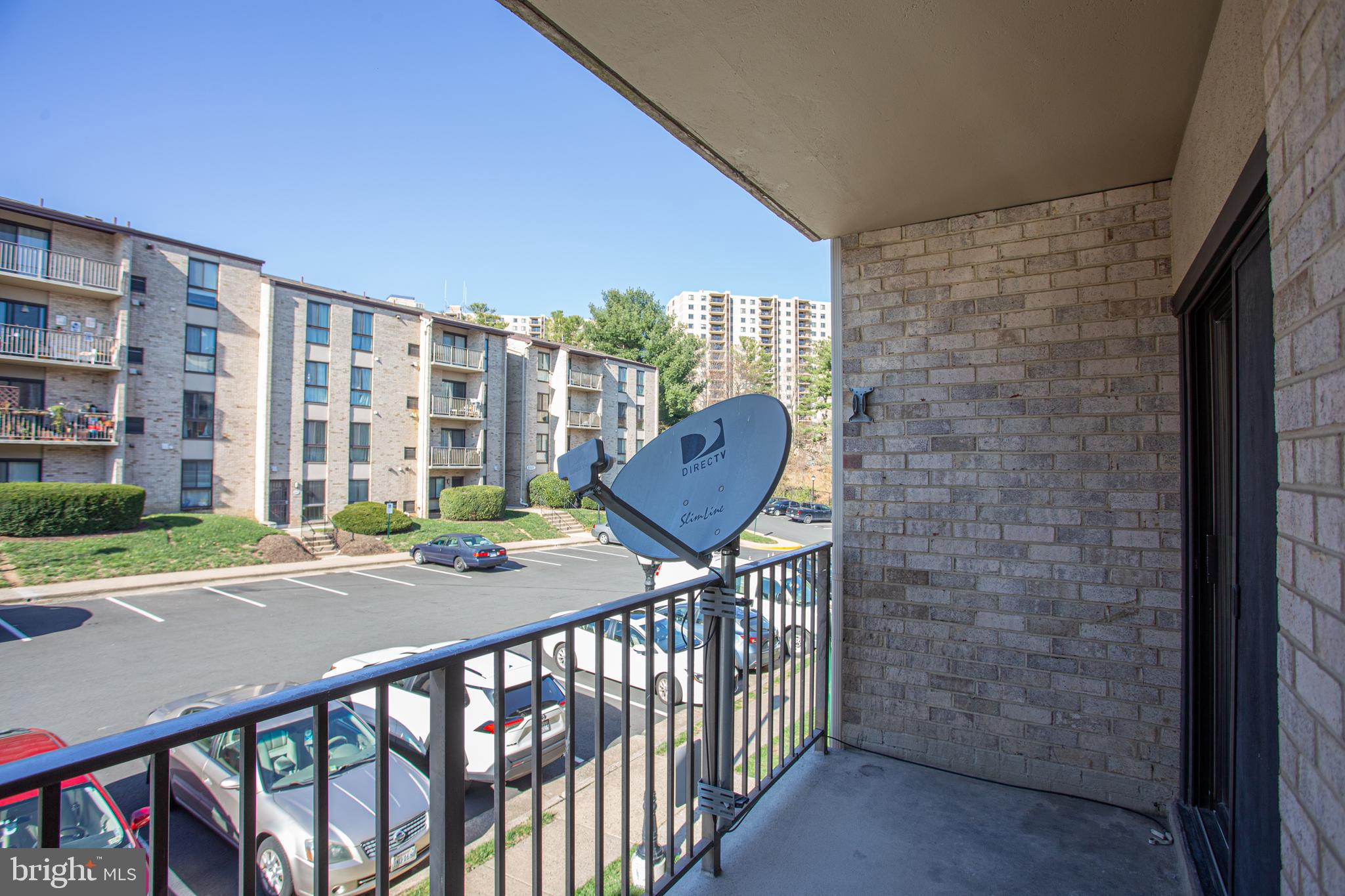 6143 Edsall Road, Unit K Alexandria, VA 22304 - Photo 21 of 24 Large balcony