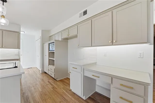 $645,000 | 5735 Riley Street, Mission, KS 66202