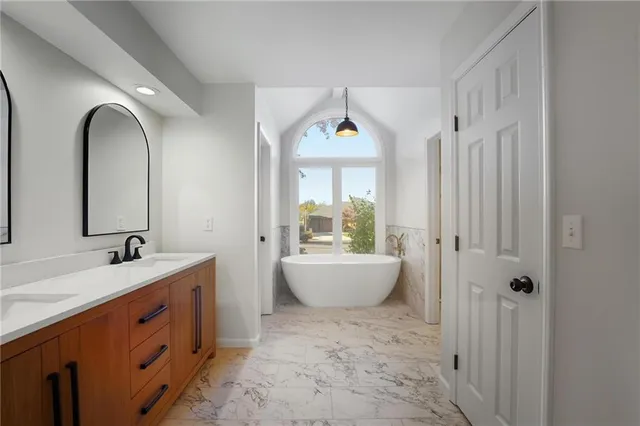 $645,000 | 5735 Riley Street, Mission, KS 66202