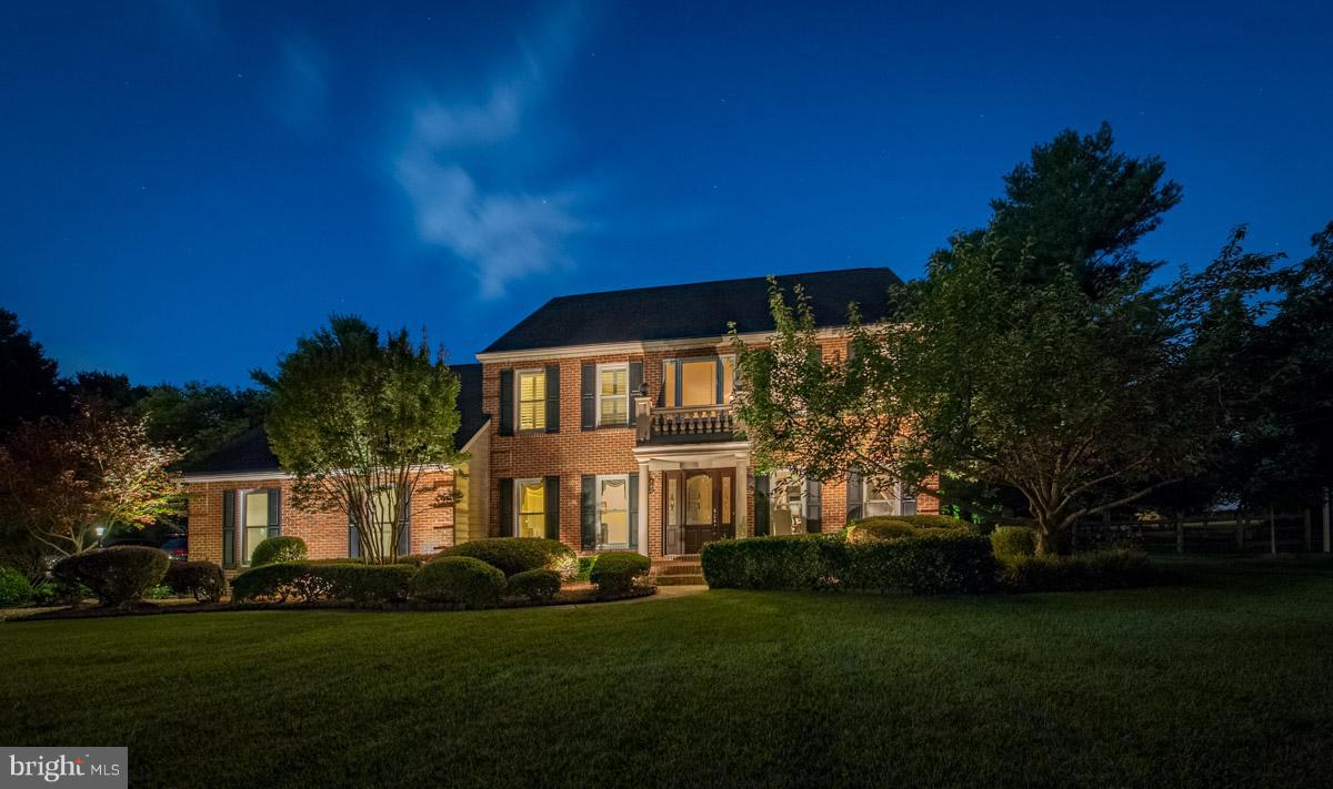 Landscape lighting makes for a regal look