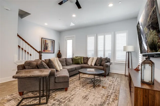 $425,000 | 219 South Village Way, Lewisville, TX 75057